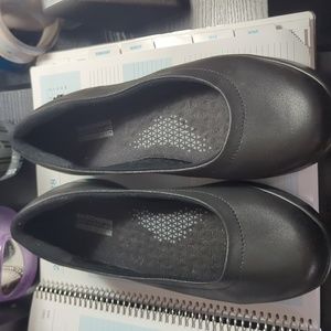 Skechers flats
